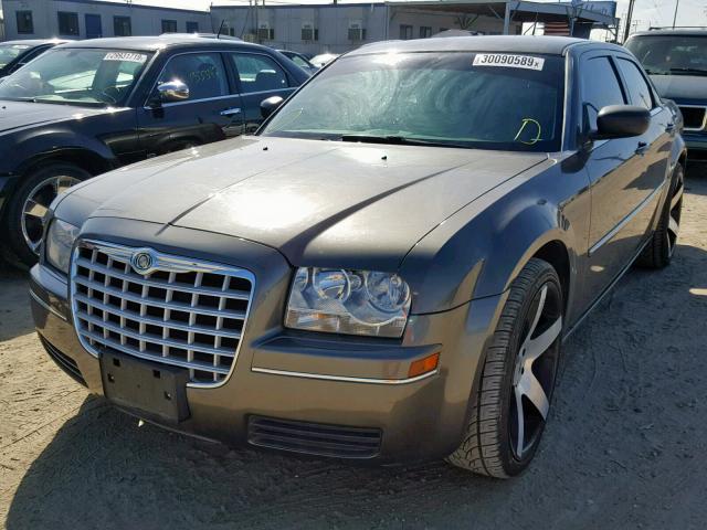 2C3KA43R08H204090 - 2008 CHRYSLER 300 LX GRAY photo 2