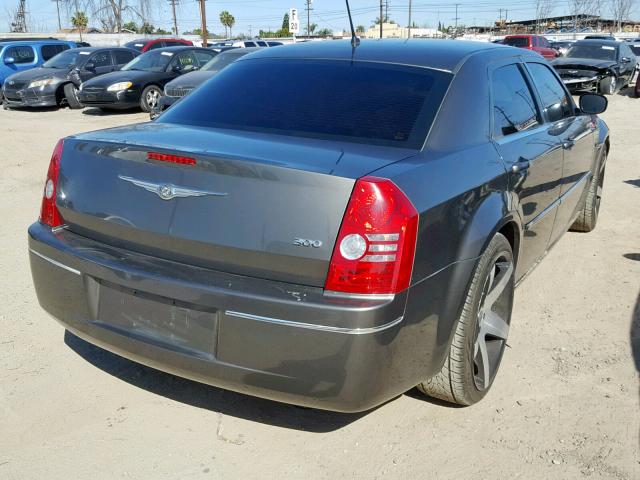 2C3KA43R08H204090 - 2008 CHRYSLER 300 LX GRAY photo 4