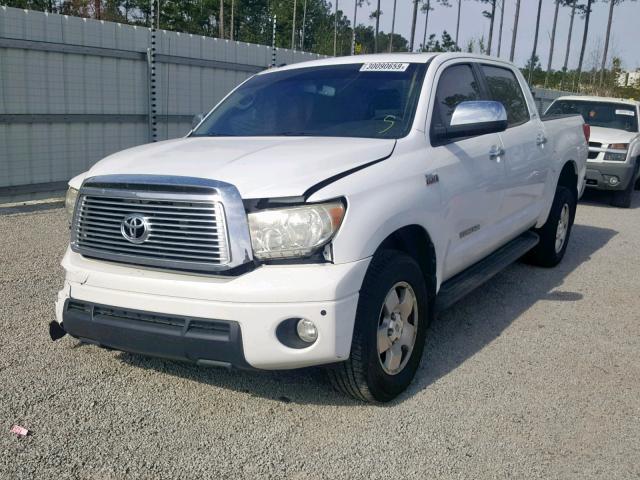 5TFHW5F1XAX103269 - 2010 TOYOTA TUNDRA CRE WHITE photo 2