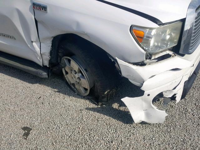 5TFHW5F1XAX103269 - 2010 TOYOTA TUNDRA CRE WHITE photo 9