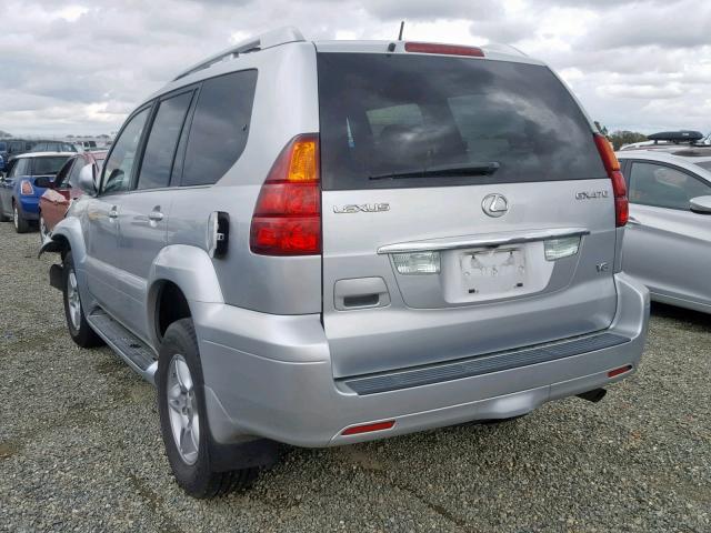 JTJBT20X970145697 - 2007 LEXUS GX 470 SILVER photo 3