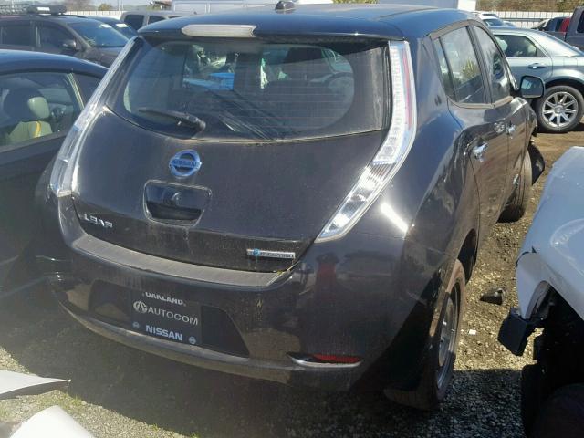 1N4AZ0CP3DC417416 - 2013 NISSAN LEAF S BLACK photo 4