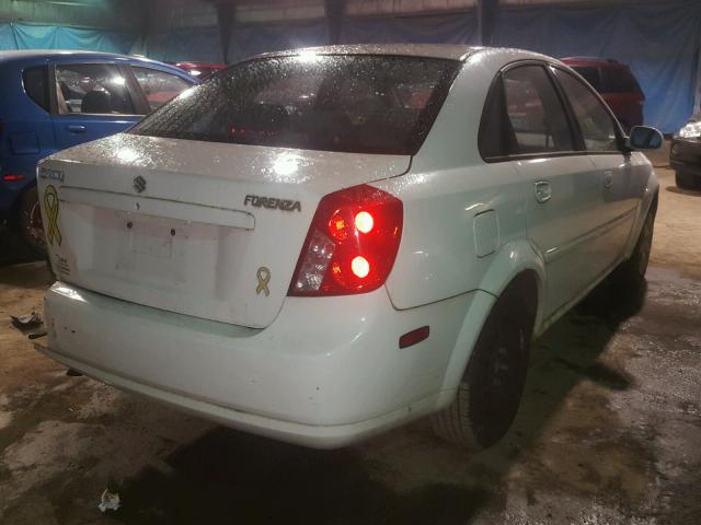 KL5JD52ZX4K049630 - 2004 SUZUKI FORENZA S WHITE photo 4