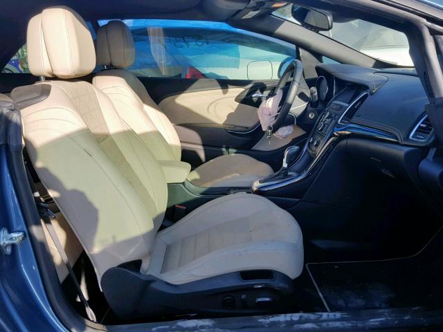 W04WT3N51GG028280 - 2016 BUICK CASCADA PR BLUE photo 5