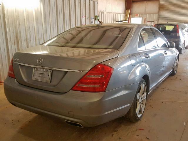 WDDNG7BB3AA352841 - 2010 MERCEDES-BENZ S 550 GRAY photo 4