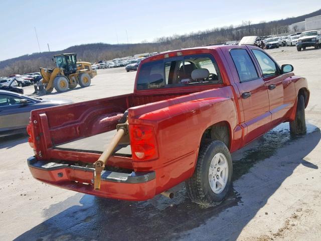 1D7HE48K67S269710 - 2007 DODGE DAKOTA QUA RED photo 4