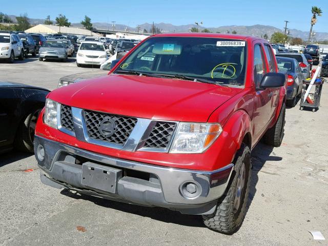 1N6AD07U57C425219 - 2007 NISSAN FRONTIER C RED photo 2