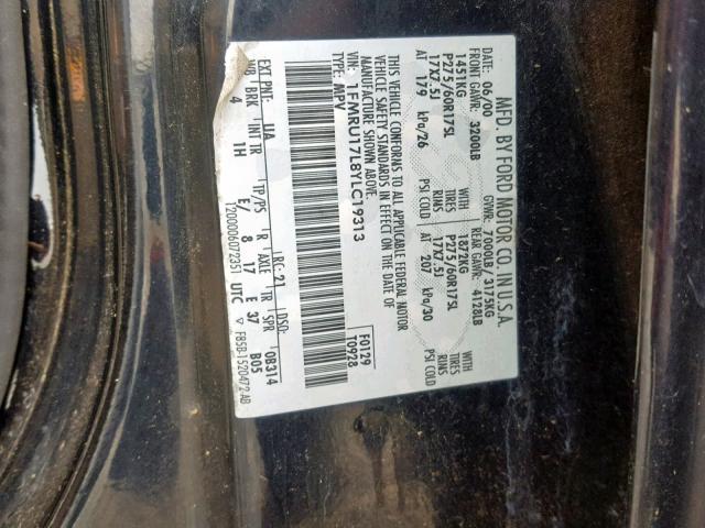 1FMRU17L8YLC19313 - 2000 FORD EXPEDITION BLACK photo 10