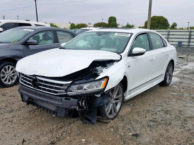 1VWMA7A38KC002402 - 2019 VOLKSWAGEN PASSAT SE WHITE photo 2