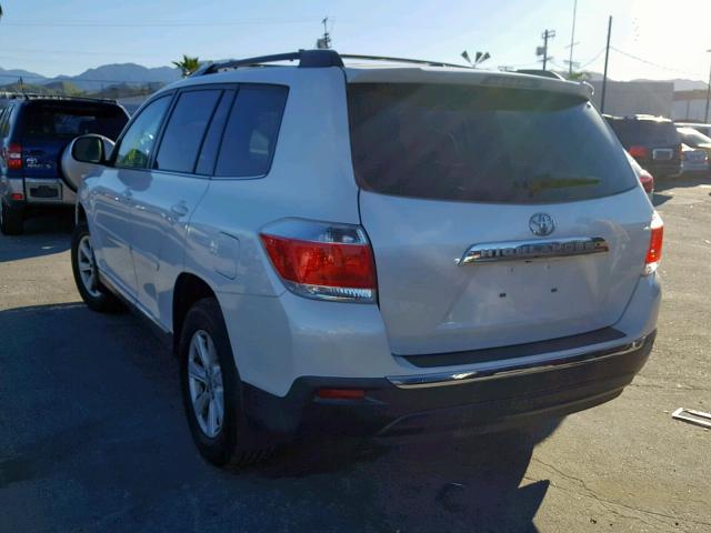 5TDZK3EH7CS081470 - 2012 TOYOTA HIGHLANDER WHITE photo 3