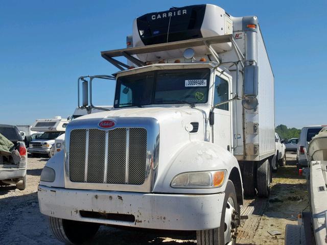 2NP2HM7X1BM110596 - 2011 PETERBILT 337 WHITE photo 2