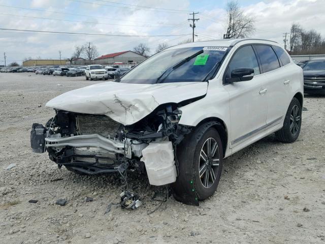 YV440MRR9H2124954 - 2017 VOLVO XC60 T5 WHITE photo 2