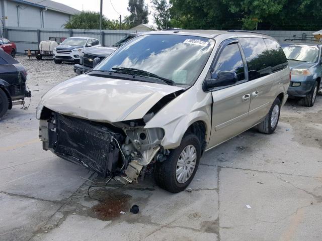 2A4GP44R27R247623 - 2007 CHRYSLER TOWN & COU TAN photo 2