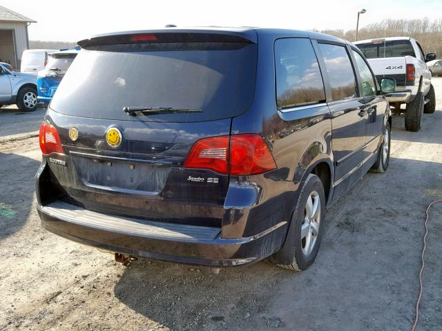 2V4RW3D11AR393028 - 2010 VOLKSWAGEN ROUTAN SE BLUE photo 4