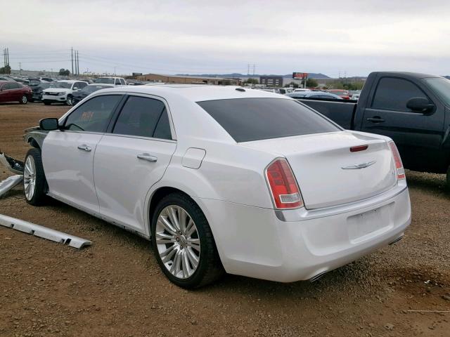 2C3CCACG3CH234608 - 2012 CHRYSLER 300 LIMITE WHITE photo 3