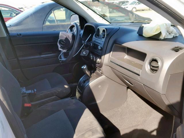 1J4NT1FA1BD139790 - 2011 JEEP COMPASS SP Ақ фото 5