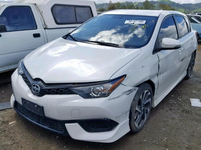 JTNKARJE3GJ504904 - 2016 TOYOTA SCION IM WHITE photo 2