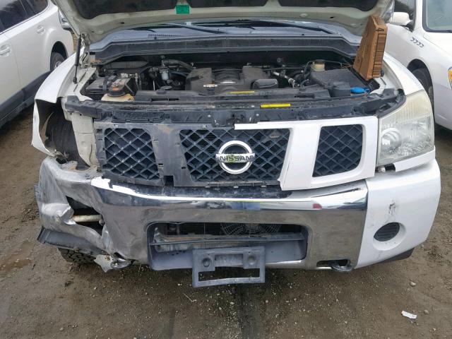 5N1AA08B95N718742 - 2005 NISSAN ARMADA SE WHITE photo 7