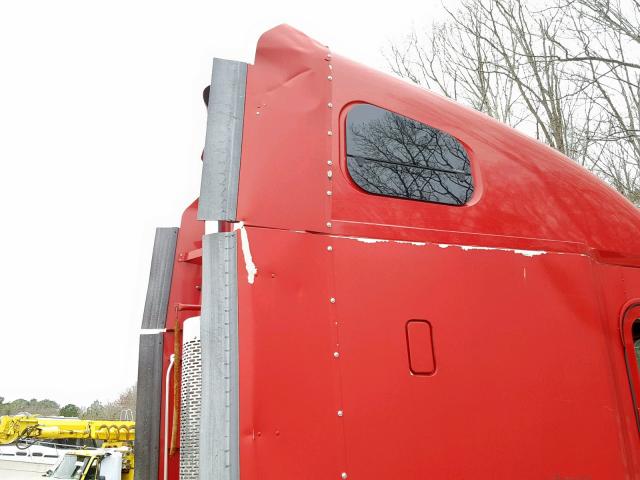 1FUJBBCK25LU78426 - 2005 FREIGHTLINER CONVENTION RED photo 9