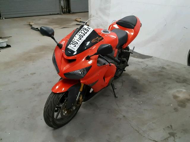 JKBZXJC125A016172 - 2005 KAWASAKI ZX636 C1 RED photo 2