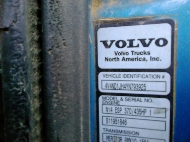 4V4ND1JH4YN793925 - 2000 VOLVO VN BLUE photo 10