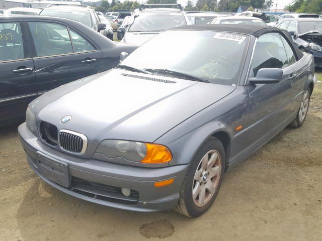 WBABS33431JY42097 - 2001 BMW 325 CI GRAY photo 2