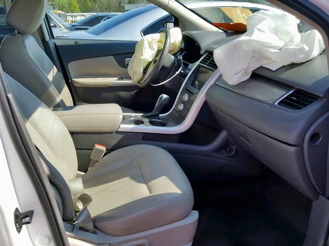 2FMDK3JCXDBA21055 - 2013 FORD EDGE SEL WHITE photo 5