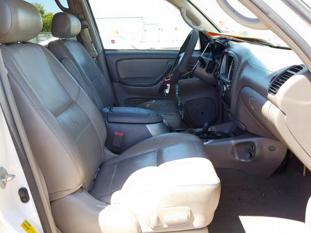 5TDBT48A82S068423 - 2002 TOYOTA SEQUOIA LI WHITE photo 5