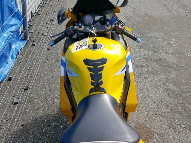 JS1GN7CA652102454 - 2005 SUZUKI GSX-R600 K YELLOW photo 5