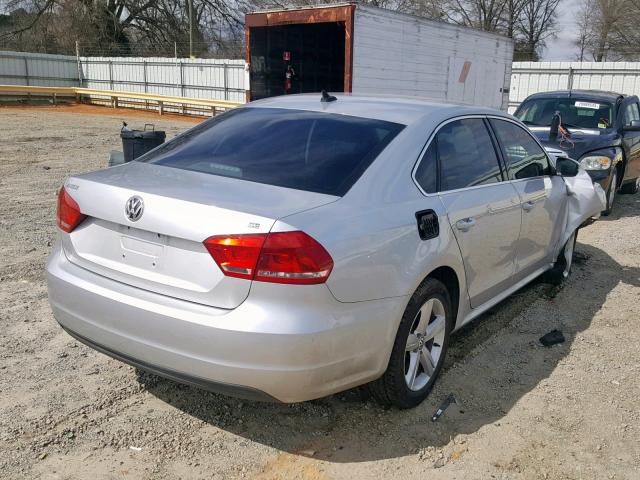 1VWBP7A38DC081045 - 2013 VOLKSWAGEN PASSAT SE SILVER photo 4