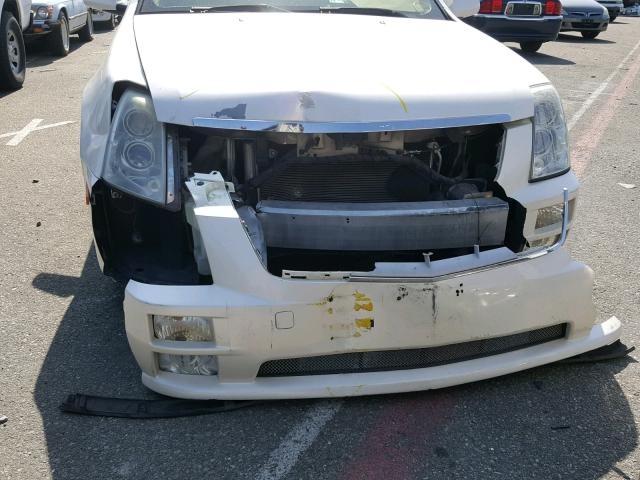 1G6DC67A570144537 - 2007 CADILLAC STS WHITE photo 9