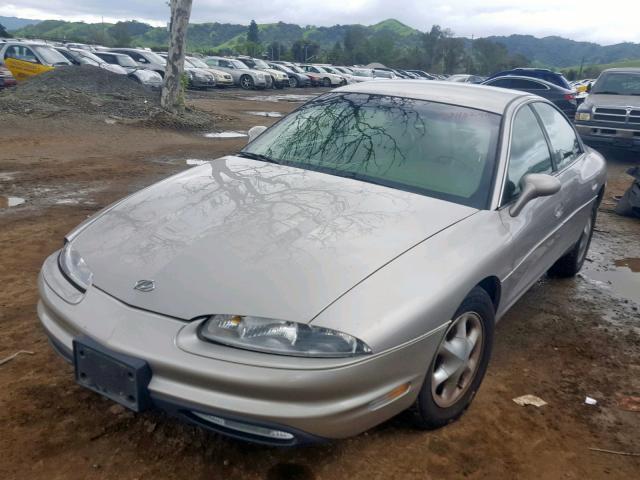 1G3GR62C7V4115001 - 1997 OLDSMOBILE AURORA CREAM photo 2