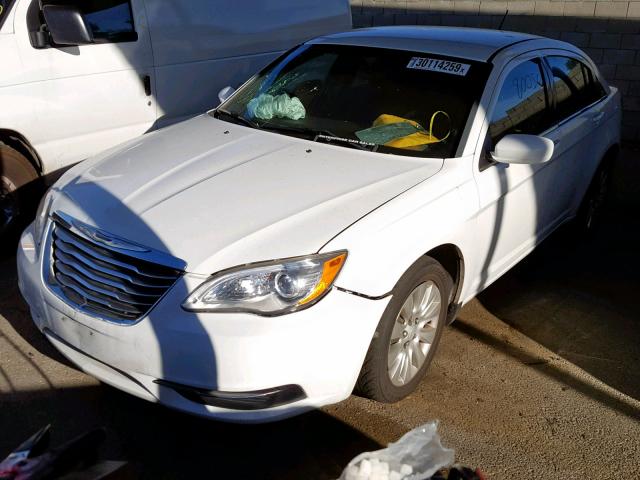 1C3CCBABXEN230997 - 2014 CHRYSLER 200 LX WHITE photo 2