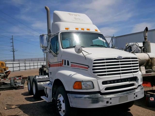 2FWJA3CV87AY16012 - 2007 STERLING TRUCK AT 9500 WHITE photo 1