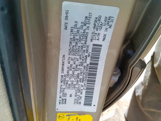 JTJHF10UX20239596 - 2002 LEXUS RX 300 GOLD photo 10