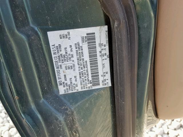 5LMPU28L8XLJ02046 - 1999 LINCOLN NAVIGATOR Yaşıl foto 10