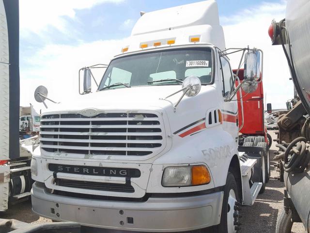 2FWJA3CV87AY14311 - 2007 STERLING TRUCK AT 9500 WHITE photo 2