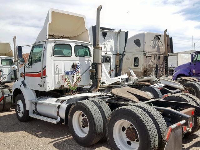 2FWJA3CV87AY14311 - 2007 STERLING TRUCK AT 9500 WHITE photo 3