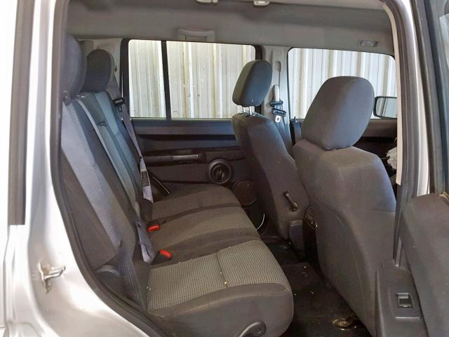 1J8HH48K38C207591 - 2008 JEEP COMMANDER GRAY photo 6