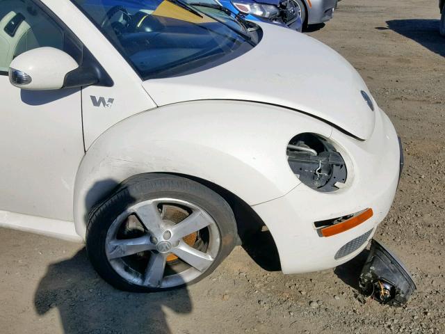 3VWFG31C08M522696 - 2008 VOLKSWAGEN NEW BEETLE თეთრი ფოტო 9