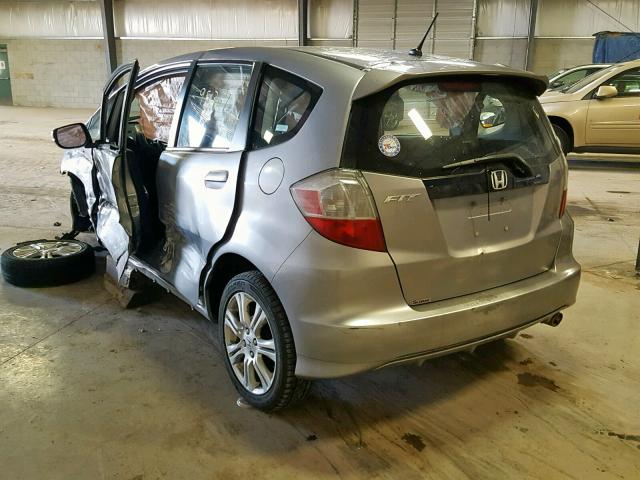 JHMGE88479C000805 - 2009 HONDA FIT SPORT GRAY photo 3