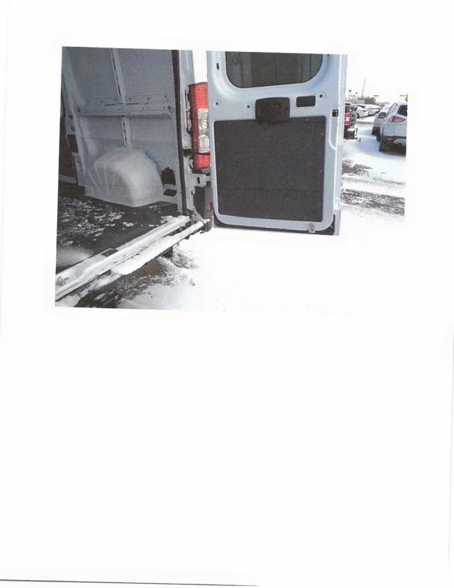 3C6TRVAG1JE135886 - 2018 RAM PROMASTER 白色 照片 10