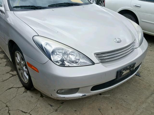 JTHBF30G520054336 - 2002 LEXUS ES 300 SILVER photo 9