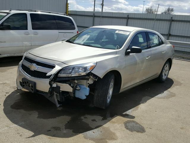 1G11B5SA7DF172653 - 2013 CHEVROLET MALIBU LS 银色 照片 2