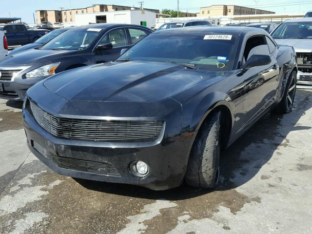 2G1FA1E37C9129937 - 2012 CHEVROLET CAMARO LS BLACK photo 2