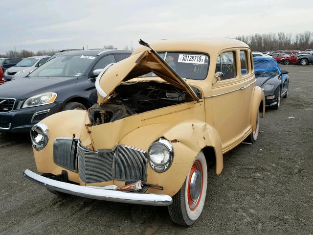 G45903 - 1940 STUDEBAKER CHAMPION YELLOW photo 2