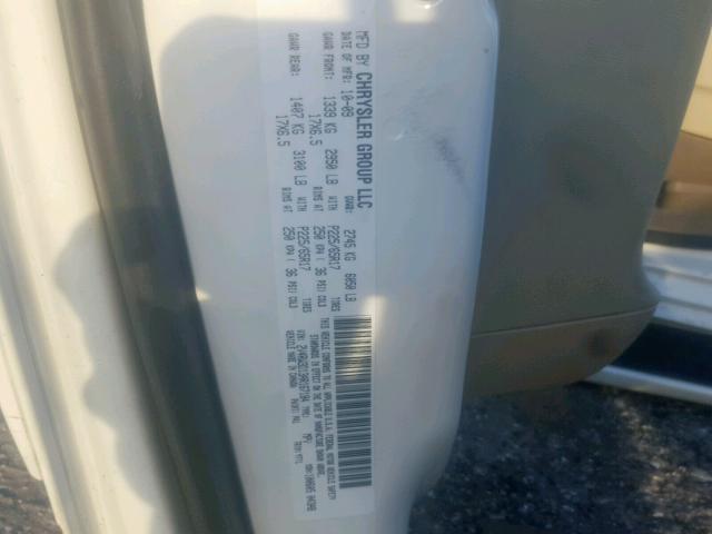 2V4RW3D13AR167184 - 2010 VOLKSWAGEN ROUTAN SE WHITE photo 10