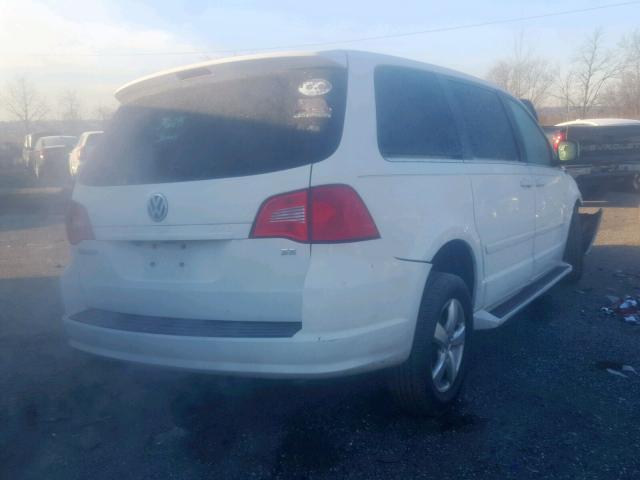 2V4RW3D13AR167184 - 2010 VOLKSWAGEN ROUTAN SE WHITE photo 4