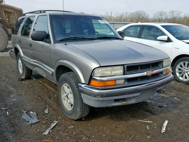 1GNDT13WXY2188158 - 2000 CHEVROLET BLAZER BEIGE photo 1