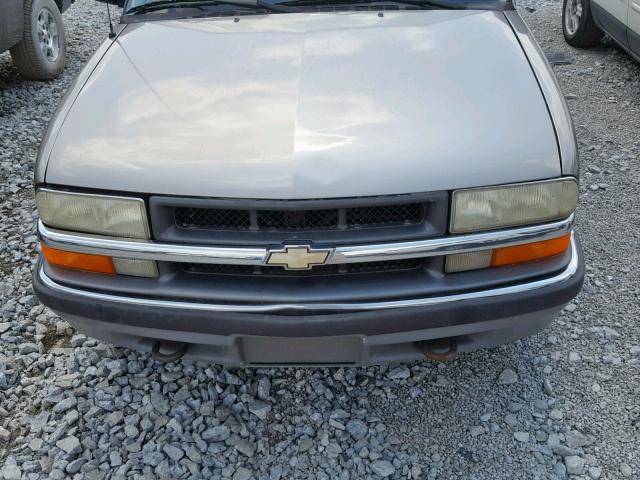 1GNDT13WXY2188158 - 2000 CHEVROLET BLAZER BEIGE photo 7